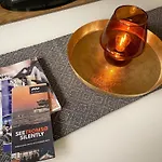 Apartamento Fredelig Med Utsiktsplass Til Nordlys *