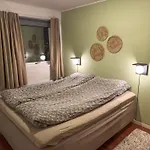Fredelig Med Utsiktsplass Til Nordlys Apartamento *