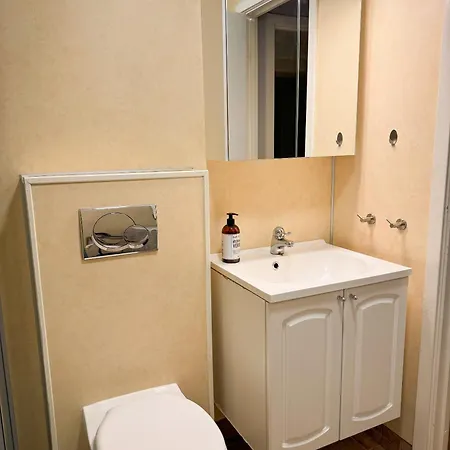 Fredelig Med Utsiktsplass Til Nordlys Apartament Tromsø