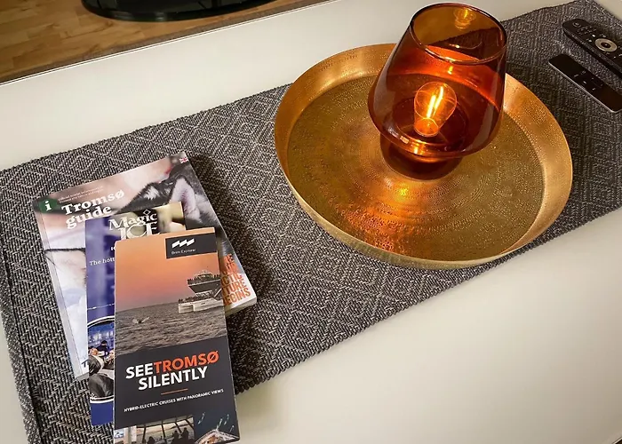 شقة Fredelig Med Utsiktsplass Til Nordlys *