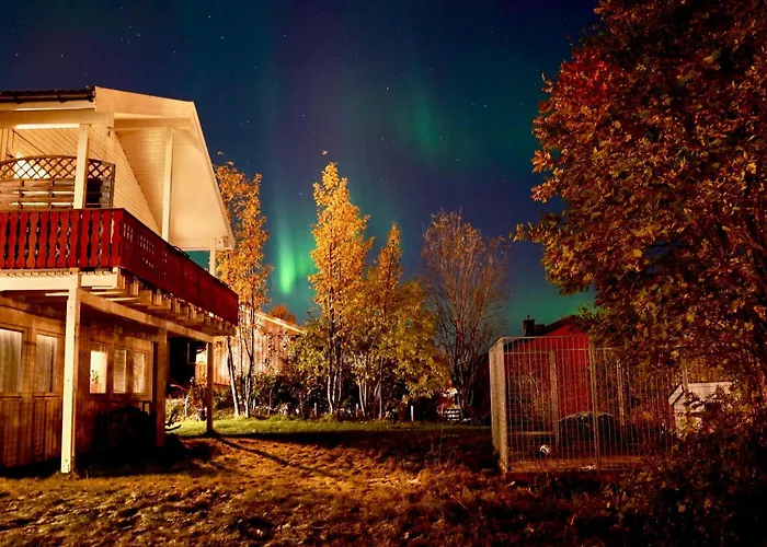 شقة Fredelig Med Utsiktsplass Til Nordlys